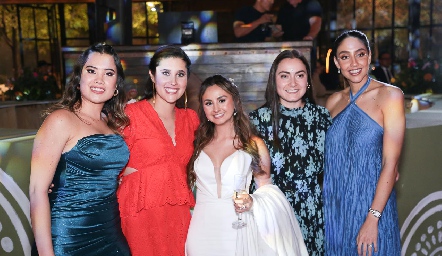  Paola Delgadillo, Sara Lozano, Sofía Escobedo, Sofía Cohello y Ana Sofía Hernández.