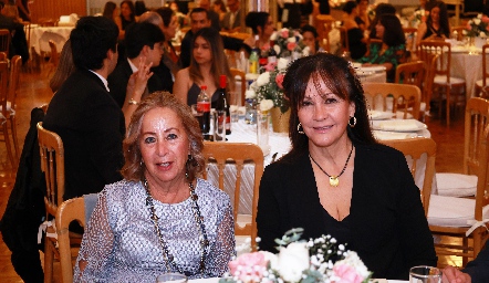  Patricia Villasuso y Rosy Chávez.