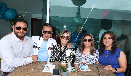  Joel, Rafa, Ana, Caro y Marisela.