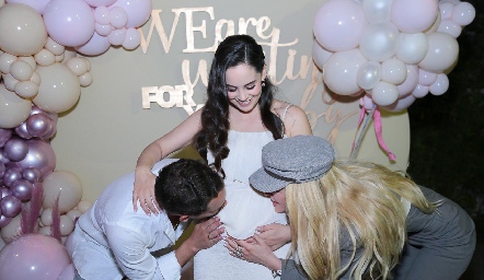  Gerardo, Alynn y Tania Ruiz Eichelmann.