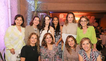  Lety Ruiz, Mónica Alcalde, Alynn Ruiz, Patricia Schekaiban, Clara Perogordo, Fantina Mirabal, Coco Fernández, Martha Acevedo, Teresa y Dolores Lastras.