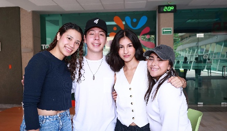  Rocío Méndez, Daniel Bello, Gissel Mercado y Sofía Montero.