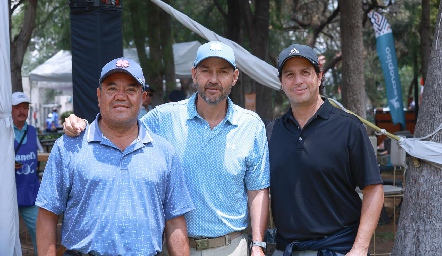  Alejandro Aguillón, José Antonio González y Juan Balbontín.