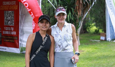  Lorena Torres y Paulina Vivanco.