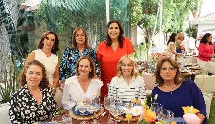 Anabell Valle, Alejandra Ávila, Rocío Gómez, July Mahbub, Claudia del Pozo y Maru Martínez.