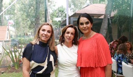  Beatriz Lavín, Alejandra Ávila y Marily de Tobías.