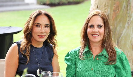  Lorena Herrera y Gabriela Payán.