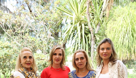  Mimí de la Fuente, Vero Hinojosa, Mimí Hinojosa y Francine Coulon.