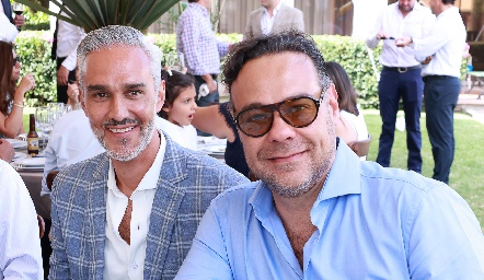 Oscar Estrada y Alejandro Torres.