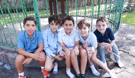  José Pablo Tobías, Andrés Medina, Rodrigo Mendizábal, Marcelo Flores y Jorge Hernández.