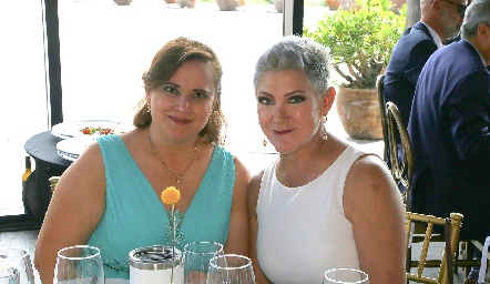  Gigí Cantalapiedra y Margarita Padilla.