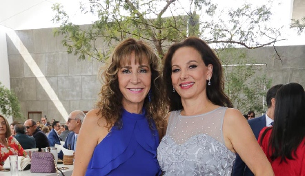  Adriana Olaya y Graciela Valdez.