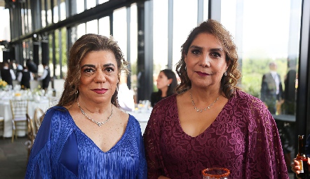  Claudia Abud y Lupita Urbina.