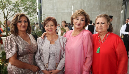  Martina, María de Jesús, Lety y Gloria.