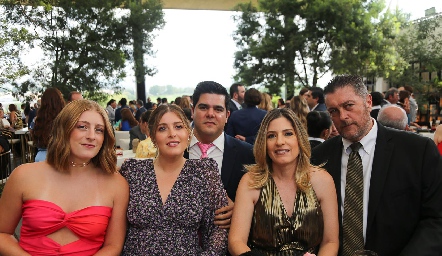  Alexa Zúñiga, Adriana Zúñiga, Alejandro Pérez, Adriana González y Pedro Antonio Zúñiga.