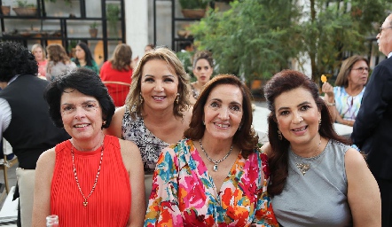  Ana Patricia Ordoñez, Teté Castro, Mónica Alcalde y Rosy Vázquez.