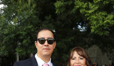  Rodrigo Torres y Esther Dibildox.