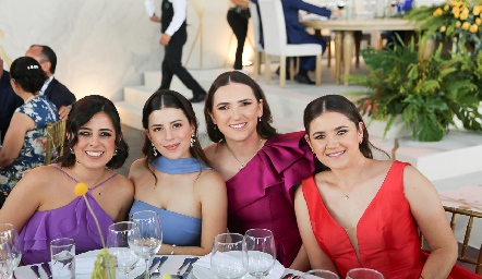  Beatriz Gocher, Cecilia Gocher, Valentina Gocher y Guillermina Gocher.