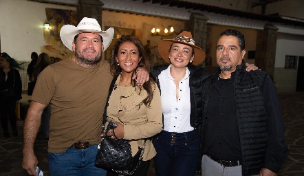  Julio Bravo, Nelly Hernández, Norma del Río y Jesús Díaz.