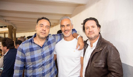  Alejandro Torres, Oscar Estrada y Héctor Vázquez.