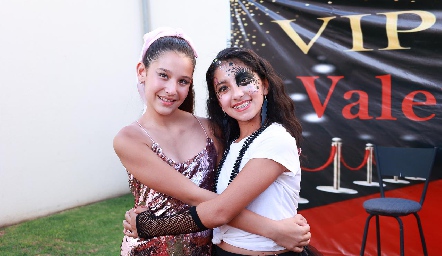  Alexia Zapata y Sofía Chevaile.