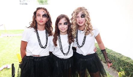  Maya Vázquez, Alexa Romero y Elena abud.