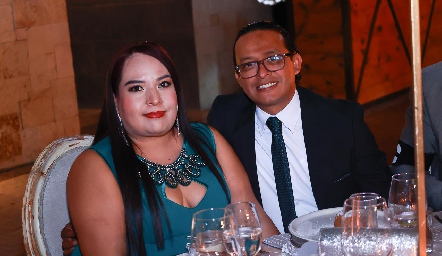  Gustavo Gomez y Mayra Alvarez.