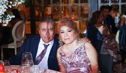  Alfonso Briones y Maricela Constante.