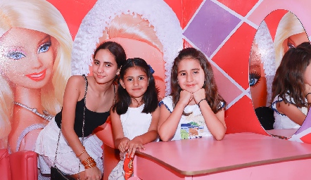  Inés Güemes, Bárbara Rojo y María Güemes.