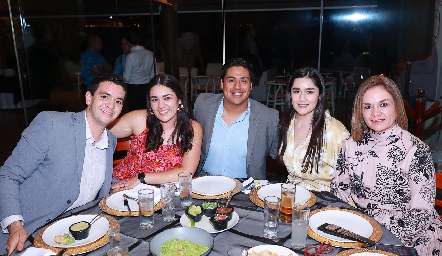  Fabián Jornet, Andrea Solorio, Pablo López, Anette Solorio y Beatriz Arellano.