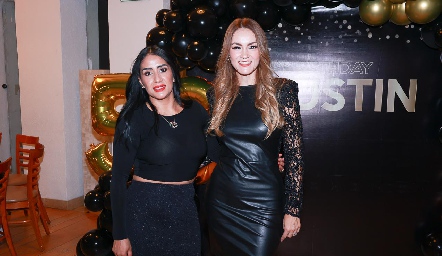 Paty Soto y Luz Adriana Arellano.