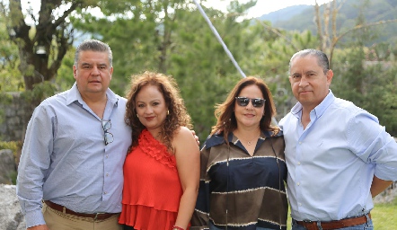  Paco Muñiz, Adriana Ramírez, Gabriela Carreón y Javier Córdova.