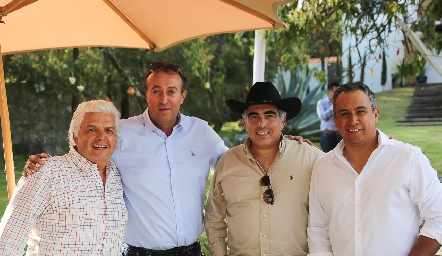  Gerardo Rodríguez, Carlos Barragán, Genaro Garza y Domingo Cerda.