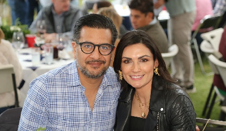  Alejandro y Carla Mendoza.