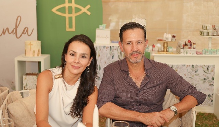  Adriana Revuelta y Alejandro Lafuente.