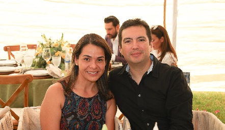  Marcela Olivo y Alejandro Alvarado.