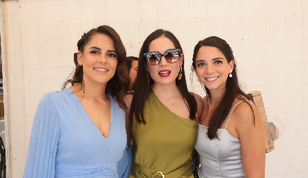  Paola Hernández, Mariana Rodríguez y Sofía Álvarez.