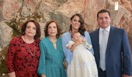  Pilar Juárez, Araceli Gómez, Paola Hernández, Juan Ignacio y Gerardo Ignacio Puente.