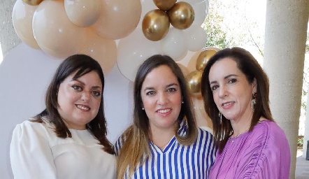  Andrea Gutiérrez, Alejandra Gutiérrez y Alejandra Ávila.