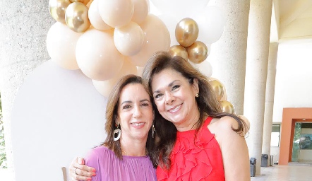  Alejandra Ávila y Elia de Padilla.