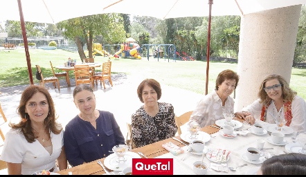  Tichis Araiza, Alicia Madrazo, Miriam Bravo, Conchita Nieto y María José Ojeda.