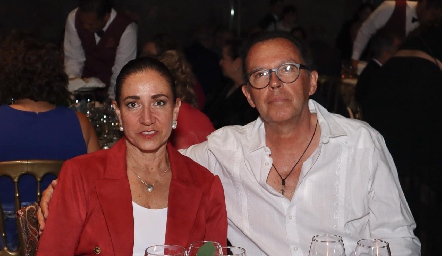  Rebeca Sandoval y Ricardo de la Torre.