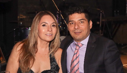  Érika Elizalde y Daniel Álvarez.