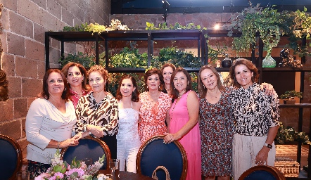  Gloria Acosta, Carmen Faz, Mónica Dorador, Alicia de los Santos, Ana Emelia Tobías, Coco de Parodi, María Inés Gutiérrez, María Araceli Méndez y Ximena Hernández.