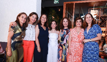  Carmen Zapata, Marisa Mercado, Maggie Labarthe, Lorena Córdova, Meche Dávalos, Lorena Maza y Lucía Martí.