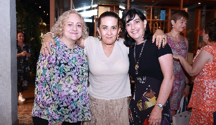  Norma Moheno, Ana Irma Ramos y Marusa Maza.