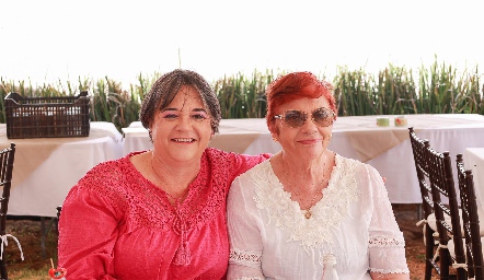  María Belén Fernández y María del Rosario Rivera.