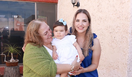  Blanca Villarreal, Inés Rivera y Mónica Salinas.