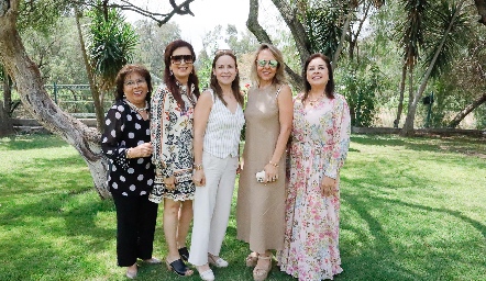  Rosi Vázquez, Diana Guel, Carmelita Martínez,  Alma Durón y Silvia Esparza.