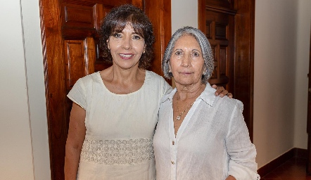  Bertha Delgado y Malú Bocard.